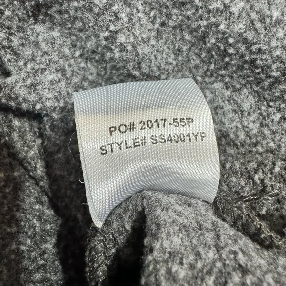 TB12 Grey Hooded Pull-Over Sweatshirt Boys Size L - Picture 8 of 8